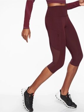 ATHLETA All In High Rise Crop Legging Size M
